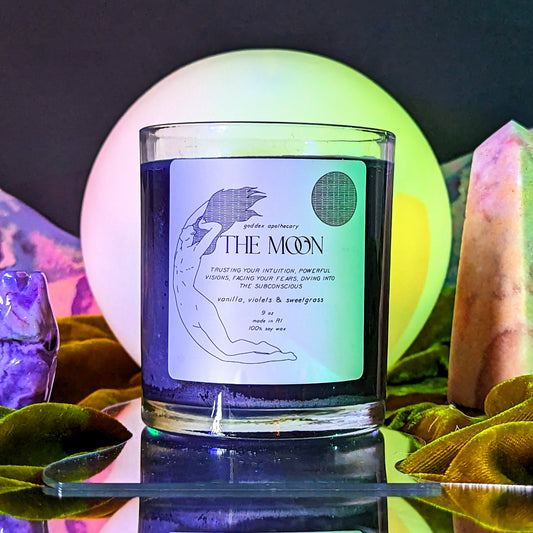 The Moon | Vanilla, Violets & Sweetgrass Tarot Soy Candle